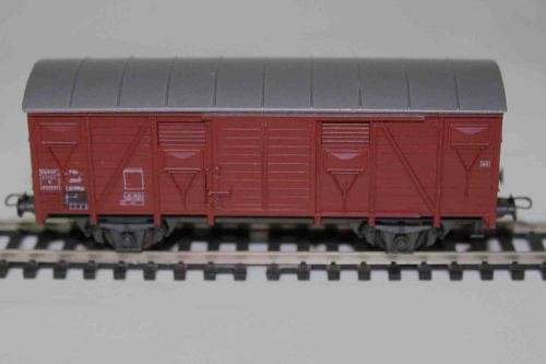 Roco 4315 Vented Box Car