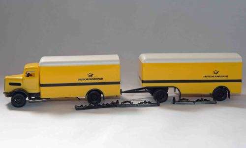 HO Scale "Deutsche Bundespost" Truck & Trailer