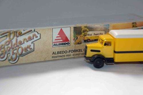HO Scale "Deutsche Bundespost" Truck & Trailer