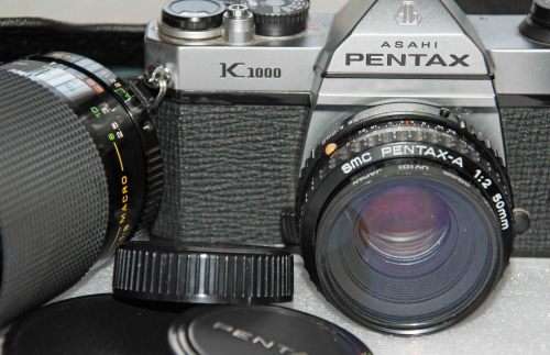 Pentax K1000 Film Camera Kit In Good Condition