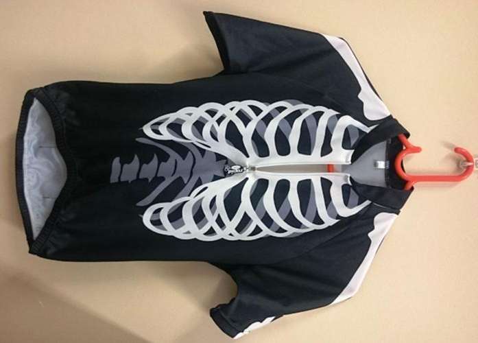 cycling top to fit 11 / 12 yr old