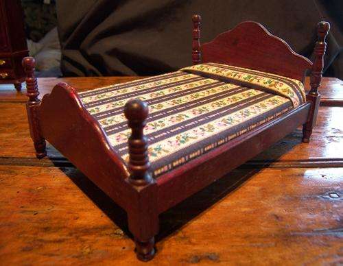 Minature double bed ; 1/12th scale