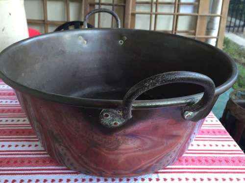 Koper Konfytpot  ( original item) 16 cm hoog , 40 cm deursnee