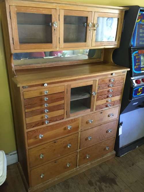 Rare Dentist Cabinet , Douglas Fir Pine , 18' Drawers ( 110 x 40 x 166 cm)