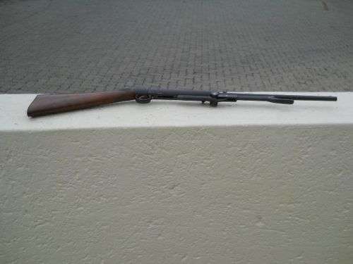 Vintage BSA Air Rifle ( 87 cm ) and some vintage pellets