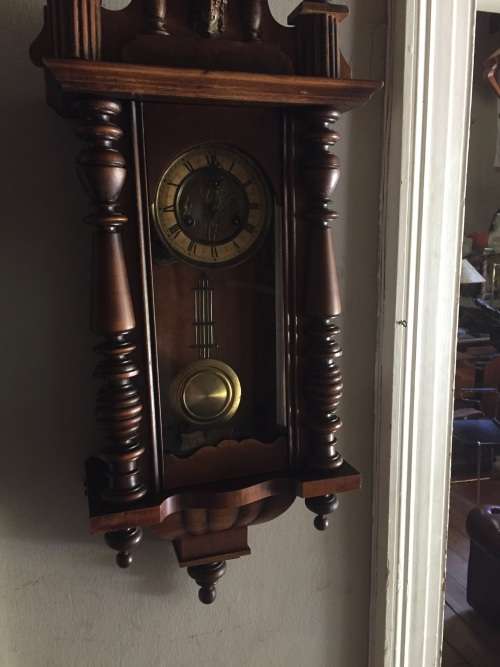 Vienna Regulator Wall Clock in good working condition (95 x 18 x 38 cm )