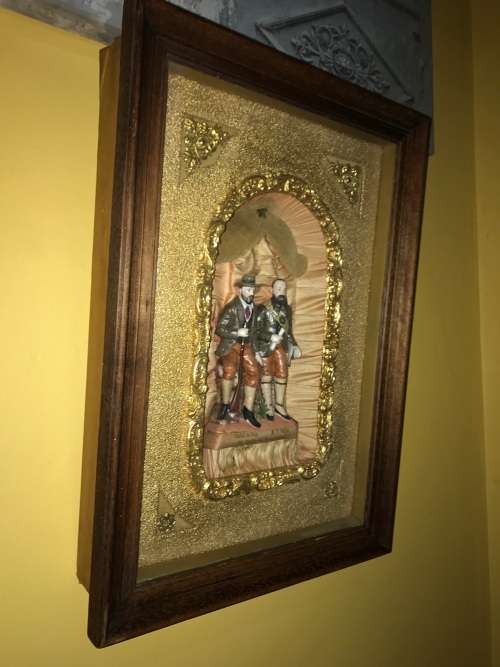 Boer War : Rare Box Framed Boer War Figurines de Wet and Steyn ( 62 x 45 cm )