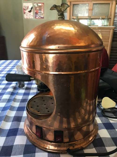 Brass Italian Espresso Machine: Victoria Arduino