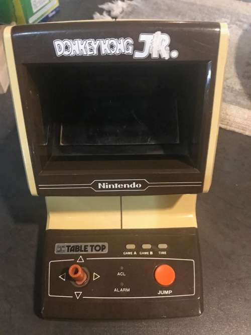 Donkey Kong Jnr 1983 Table Top Model ( working )