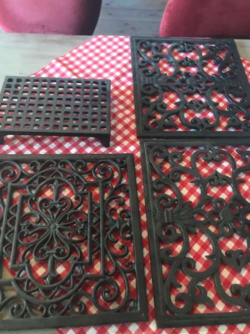 4 Cast Iron Grids from farmhouse