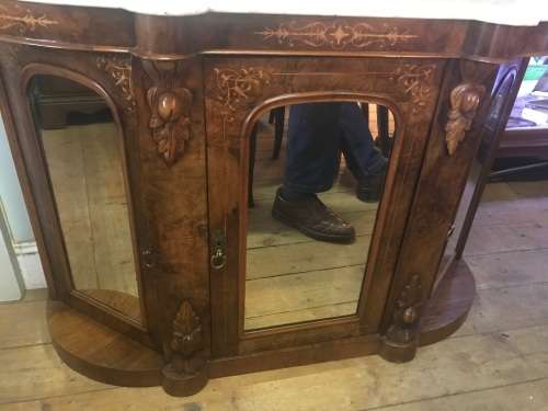 Magnificent Victorian Burr Walnut Chiffonier circa 1880 ( 120 x 145 x 40 cm )only for kiraalbutt