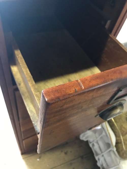 MAHOGANY FILING CABINET: BEAUTIFULLY RESTORED ( 132 x 70 x 45 cm )
