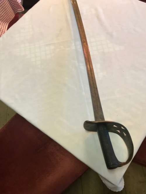 BRITISH CAVALRY SWORD ( NO SCABBARD )