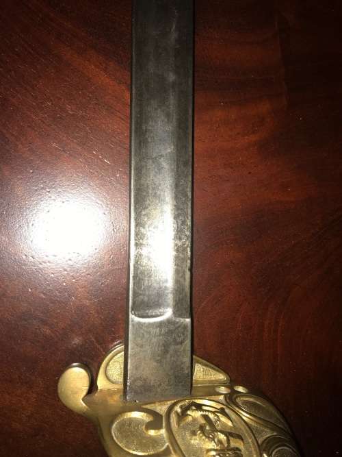 VINTAGE NAVAL SWORD WITHOUT SCABBARD