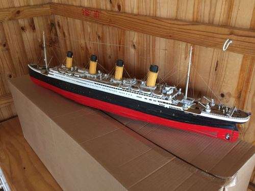 Titanic: Beautiful  Model in wood by Hachette (110 cm )