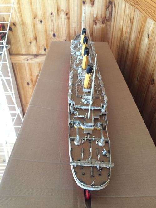 Titanic: Beautiful  Model in wood by Hachette (110 cm )