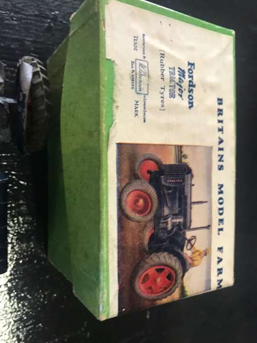 BRITAINS FORDSON TRACTOR IN ORIGINAL BOX