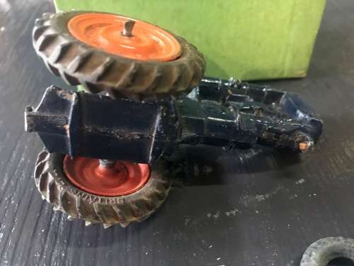 BRITAINS FORDSON TRACTOR IN ORIGINAL BOX