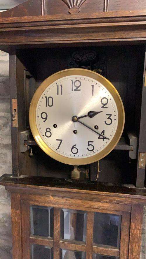 BEAUTIFUL OAK CASE ART DECO GRANDFATHER CLOCK IN GOOD WORKING CONDITION