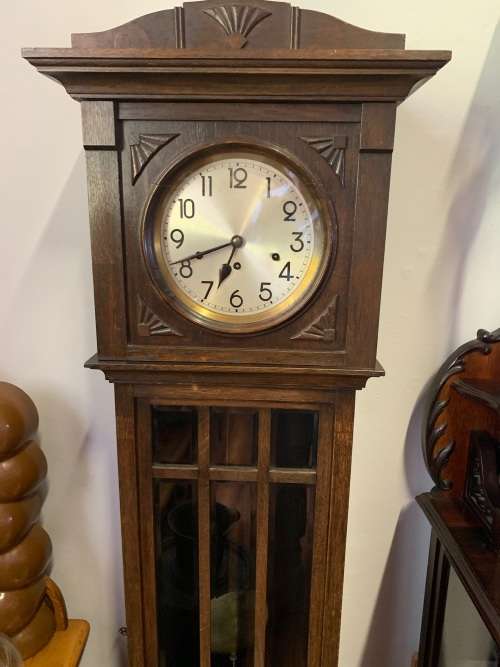 BEAUTIFUL OAK CASE ART DECO GRANDFATHER CLOCK IN GOOD WORKING CONDITION
