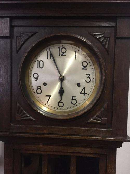 BEAUTIFUL OAK CASE ART DECO GRANDFATHER CLOCK IN GOOD WORKING CONDITION