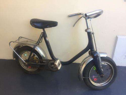 VINTAGE KIDS RALEIGH BICYCLE
