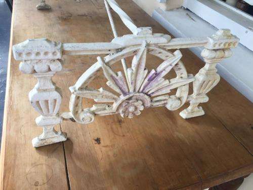 Cast Iron Coffee Table Base ( 900 x 430 x 240 cm )