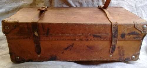 Beautiful Leather Suitcase ( 60 x 36 x 20 cm )