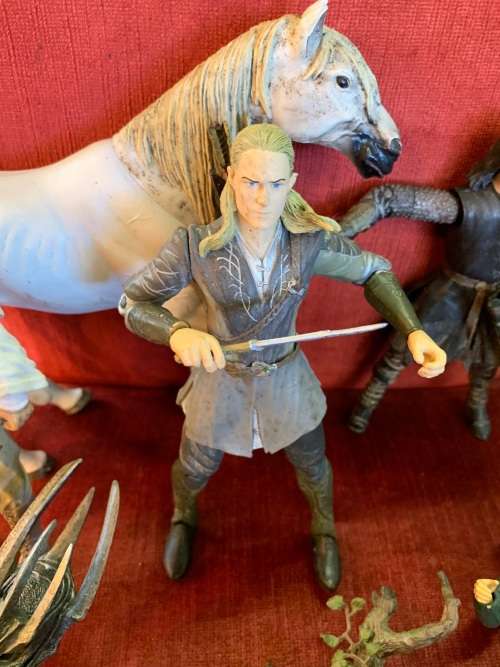 LORD OF THE RINGS COLLECTION OF FIGURINES