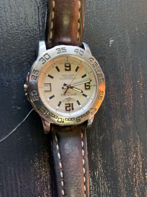 BEAUTIFUL LADIES BREITLING WATCH( NOT WORKING)