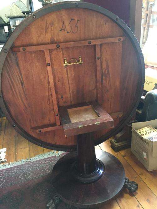 Victorian Rosewood Tilttop Table circa 1880 ( 120 x 75 cm )