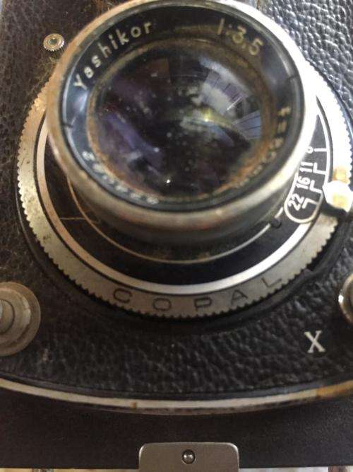 VINTAGE JAPANESE YASHIKOR CAMERA ON TRIPOD