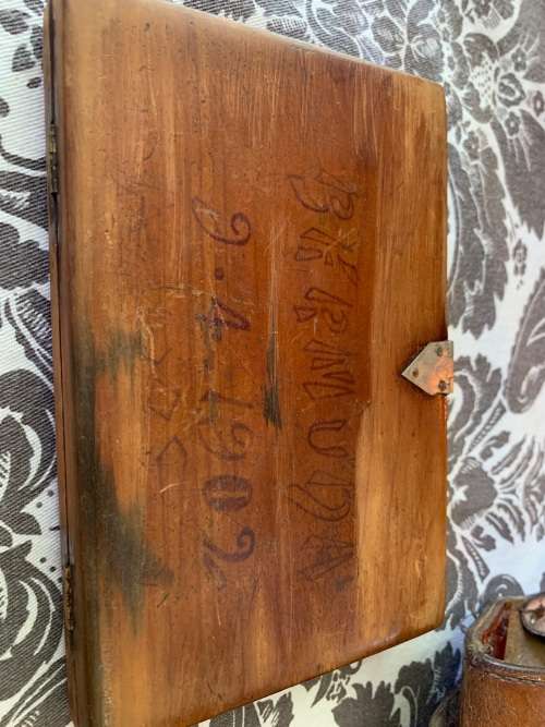 Boer War : POW Bible Box with Bible made in Bermuda 1902 ( 15 x 10 cm )