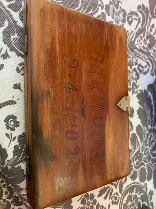 Boer War : POW Bible Box with Bible made in Bermuda 1902 ( 15 x 10 cm )