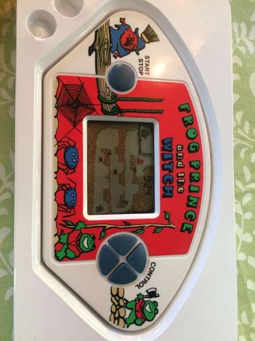 Vintage Electronic Game in original box : Frogprince and the Witch