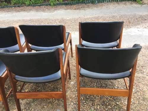 SET OF 6 MID CENTURY CHAIRS IN GOOD CONDITION