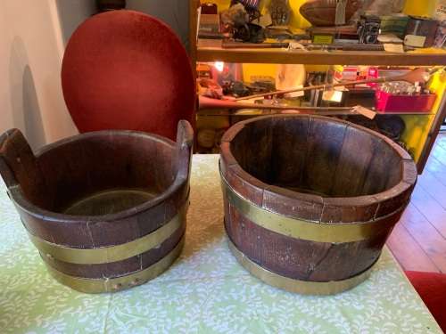 Twee Kaapse Balies ( Teebalie en Soutbalie )25 x 24 x 15, 22 x 23 x 17 cm