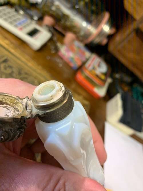 VINTAGE PERFUME BOTTLE ( 10 CM )