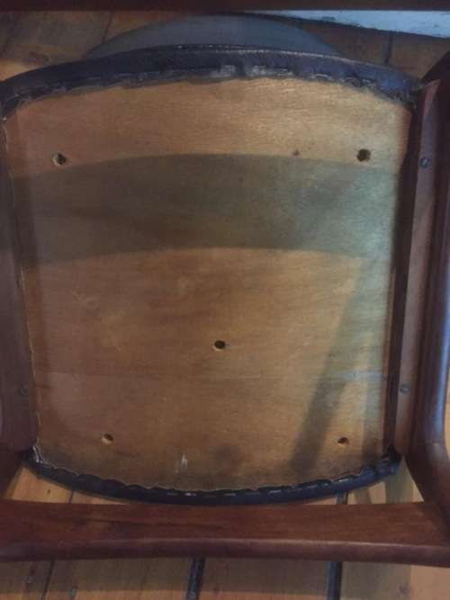 SET OF 6 MID CENTURY CHAIRS IN GOOD CONDITION