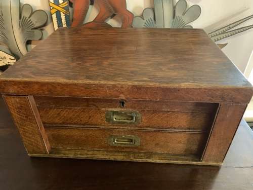 CANTEEN OF CUTLERY IN BEAUTIFUL OAK CABINET (119 Pieces )