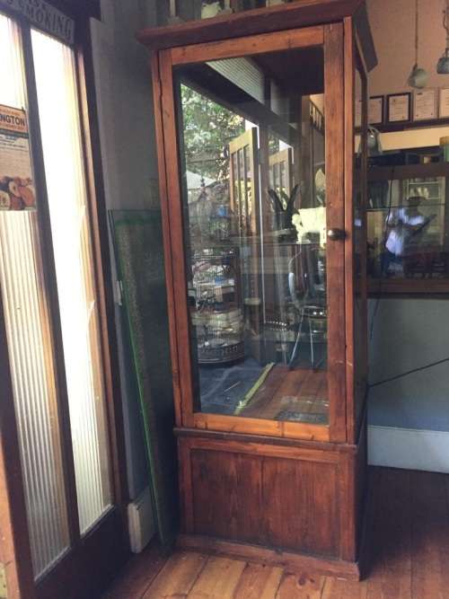 OREGON PINE DISPLAY CABINET ( 198 x 70 x 70 cm )