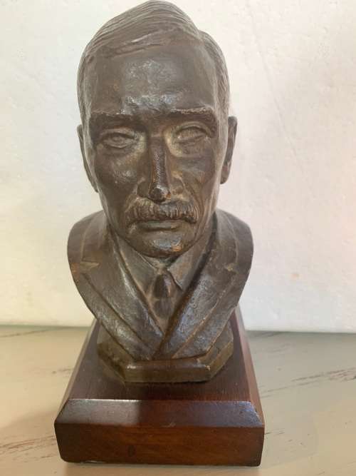 BRONZE BUST OF JBM HERTZOG BY COERT STEYNBERG ( 22 CM )