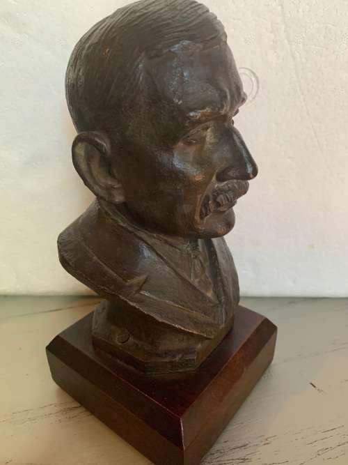 BRONZE BUST OF JBM HERTZOG BY COERT STEYNBERG ( 22 CM )