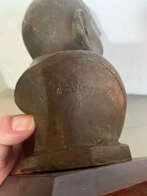 BRONZE BUST OF JBM HERTZOG BY COERT STEYNBERG ( 22 CM )