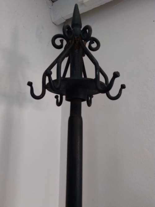 Cast Iron Hat Stand ( 217 cm high )
