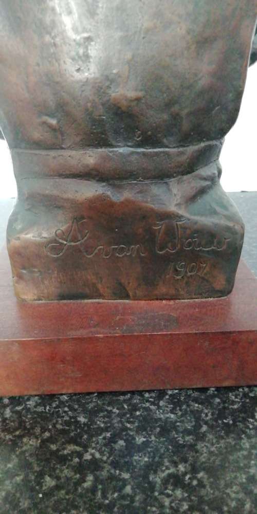 Rare Anton van Wouw Bronze : Sudwane Tokozile ( The Coffee Drinker ) 30 cm High