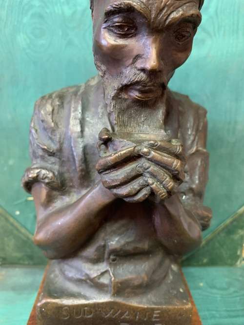 Rare Anton van Wouw Bronze : Sudwane Tokozile ( The Coffee Drinker ) 30 cm High