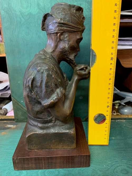 Rare Anton van Wouw Bronze : Sudwane Tokozile ( The Coffee Drinker ) 30 cm High