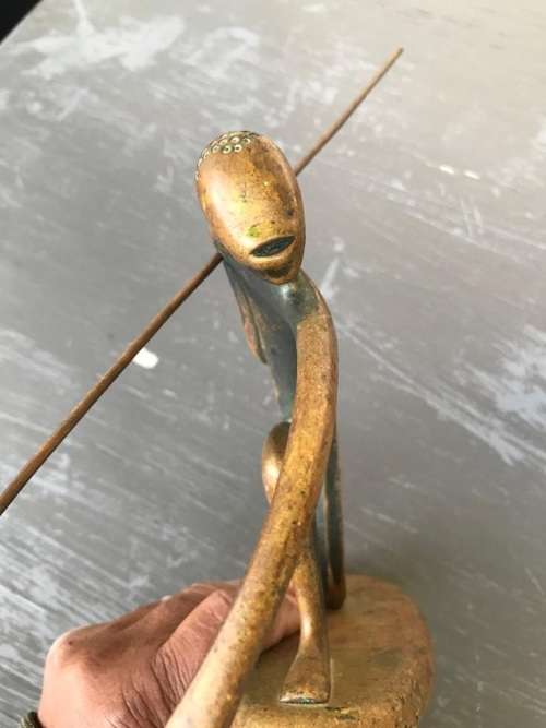 BRASS AFRICAN SCULPTURE ( 25 x 16 x 8 cm )