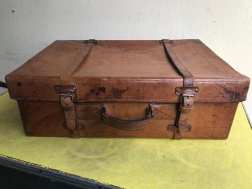 Vintage Leather Suitcase ( 60 x 40 x 20 cm )